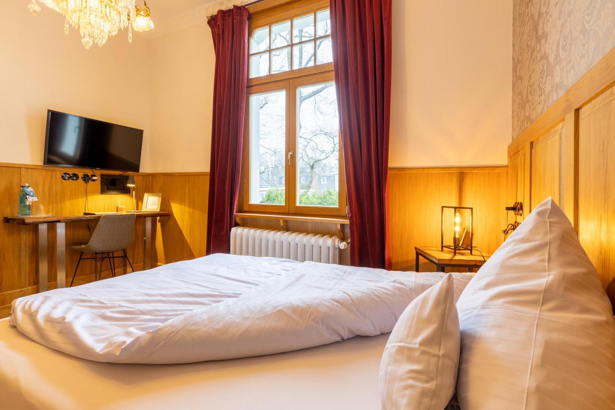 Hotel 1782 - Contactless Self Check-In Remscheid Buitenkant foto